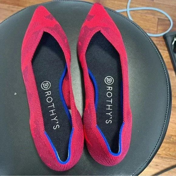 Rothy’s Woman’s The Point In Red Camo Flats w8/5 - Picture 6 of 12